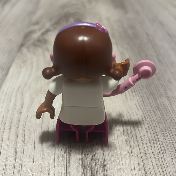 Lego Duplex Doc Mcstuffin Nurse Set Replacement Part Figurine Character - Picture 2 of 3